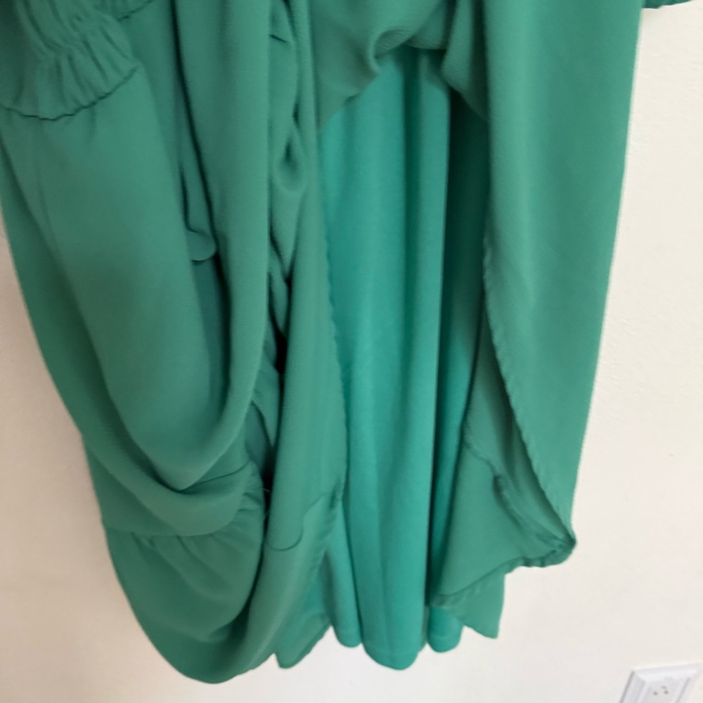 Entro Green Ruched Mini Dress - Picture 5 of 10